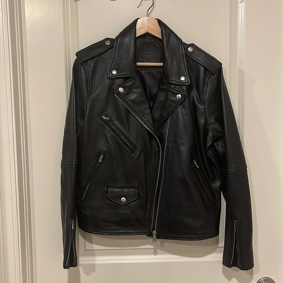 Levi's Jackets & Blazers - LEVI’S STRAUSS LEATHER MOTORCYCLE JACKET